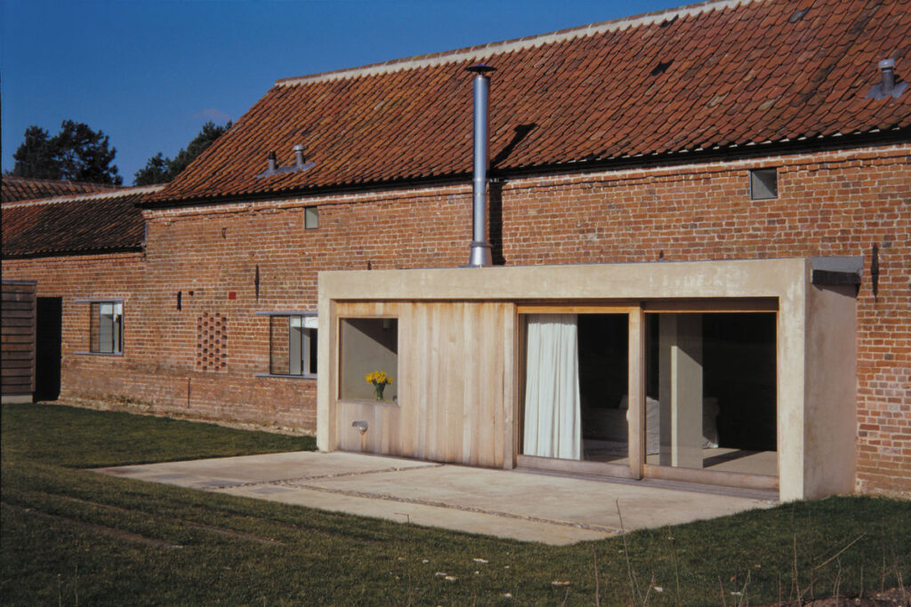 modern barn conversion exterior